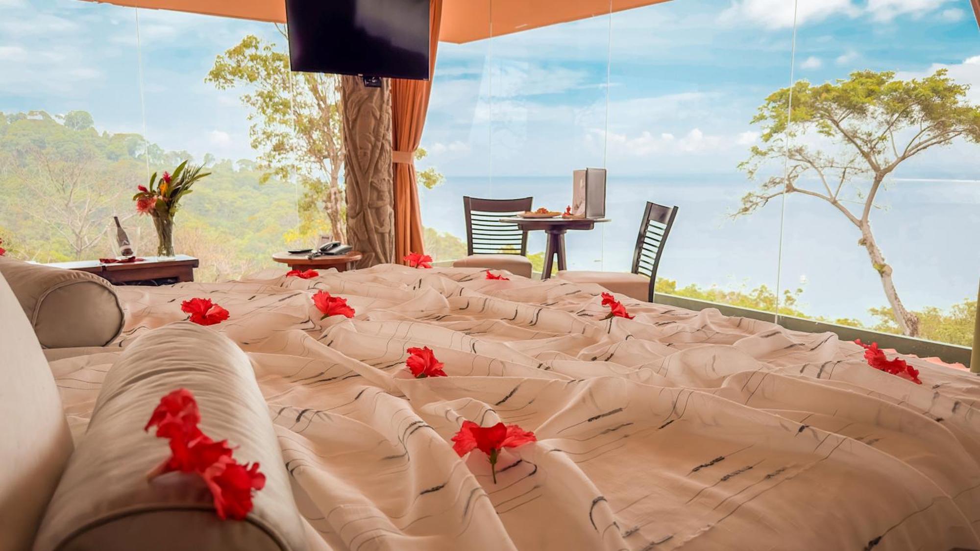 Issimo Suites (Adults Only) マヌエル・アントニオ エクステリア 写真