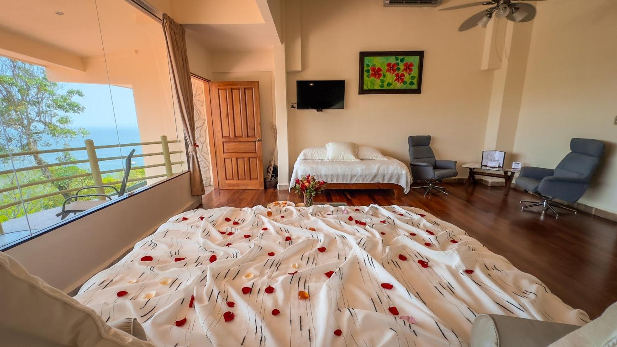 Issimo Suites (Adults Only) マヌエル・アントニオ エクステリア 写真